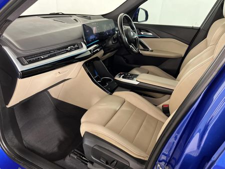 2022-BMW-X1-sDrive18i-M-Sport_8