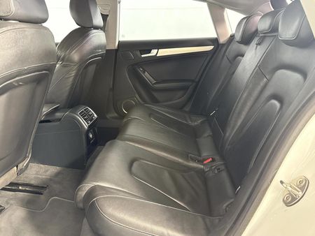 2013-Audi-A5-Sportback-20-TDI-Auto_3