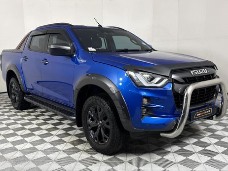 2022-Isuzu-D-Max-30-DDI-V-Cross-HR-Auto-Double-Cab_16