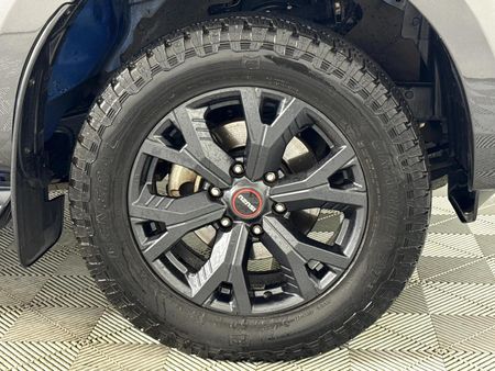 2022-Isuzu-D-Max-30-DDI-V-Cross-HR-Auto-Double-Cab_4