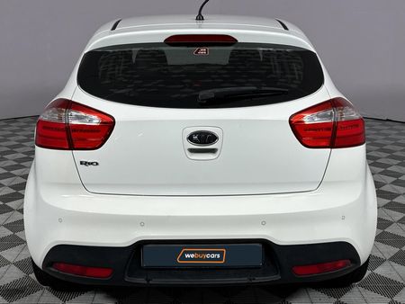 2012-Kia-Rio-14-Tec-5-dr_17