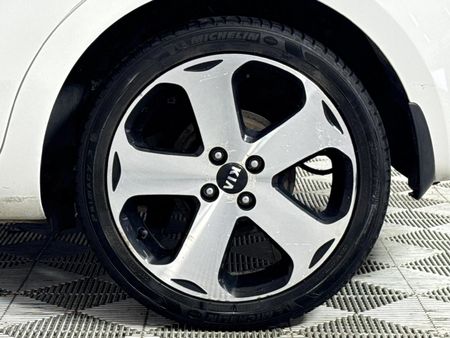 2012-Kia-Rio-14-Tec-5-dr_6