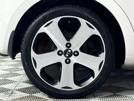 2012-Kia-Rio-14-Tec-5-dr_7