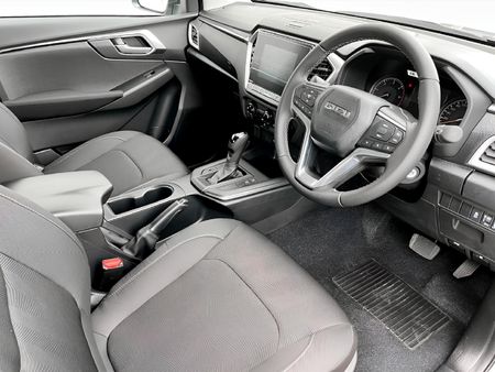 2026-Isuzu-D-Max-19-DDI-HR-LS-Auto-Double-Cab_11