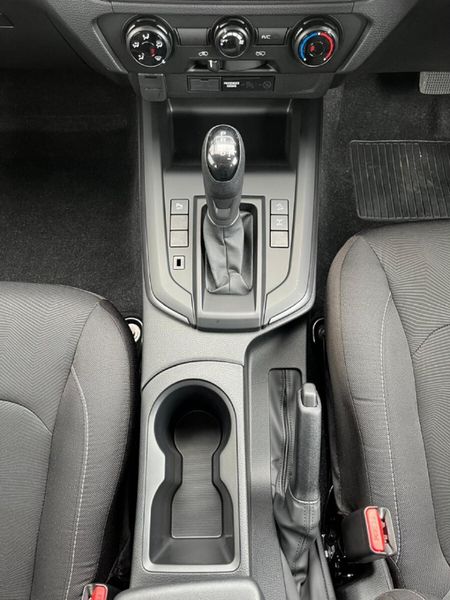 2026-Isuzu-D-Max-19-DDI-HR-LS-Auto-Double-Cab_15