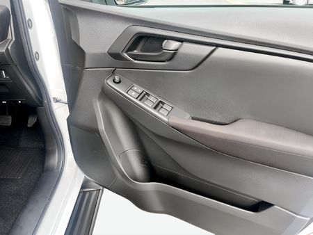 2026-Isuzu-D-Max-19-DDI-L-4x4-Double-Cab_14