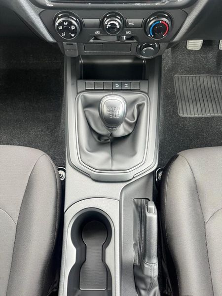 2026-Isuzu-D-Max-19-DDI-L-4x4-Double-Cab_16