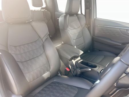 2026-Isuzu-D-Max-30-DDI-HR-LSE-Auto-Double-Cab_12