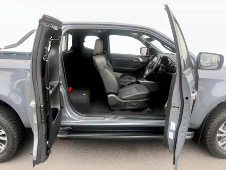 2026-Isuzu-D-Max-30-DDI-LSE-4x4-Auto-E-Cab_13