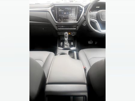 2026-Isuzu-D-Max-30-DDI-LSE-4x4-Auto-E-Cab_22