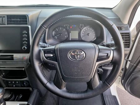 2021-Toyota-Land-Cruiser-Prado-28-GD-TX-Auto_10