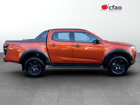 2026-Isuzu-D-Max-30-DDI-V-Cross-4x4-Auto-Double-Cab_2