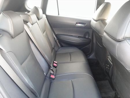 2022-Toyota-Corolla-Cross-18-XS_12