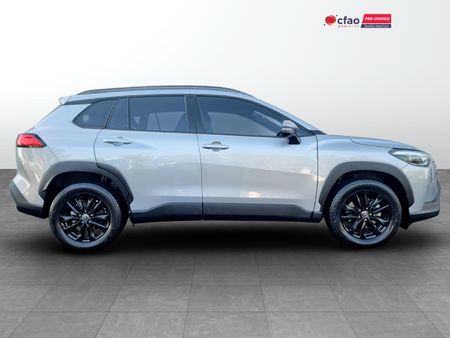2022-Toyota-Corolla-Cross-18-XS_1