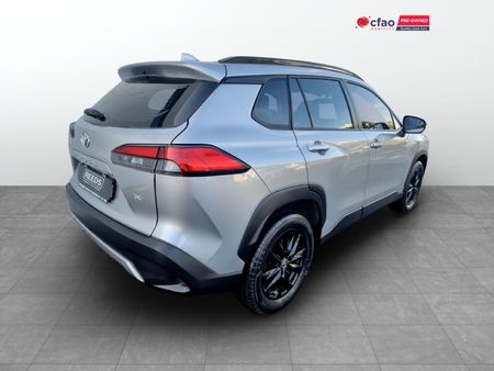 2022-Toyota-Corolla-Cross-18-XS_2