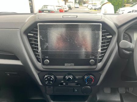 2026-Isuzu-D-Max-19-DDI-HR-Single-Cab_14