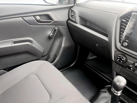 2026-Isuzu-D-Max-19-DDI-HR-Single-Cab_16