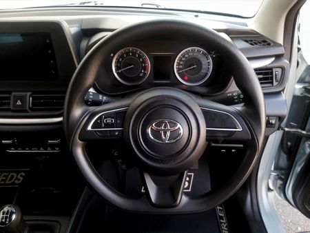 2025-Toyota-Starlet-15-XI_11