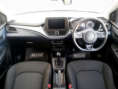 2025-Toyota-Starlet-15-XI_12