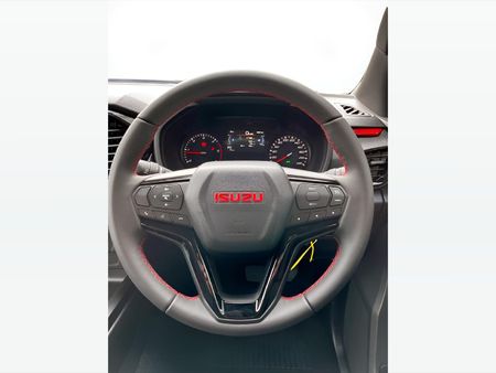 2026-Isuzu-D-Max-19-DDI-HR-X-Rider-Auto-Double-Cab_12