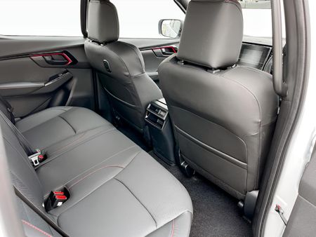 2026-Isuzu-D-Max-19-DDI-HR-X-Rider-Auto-Double-Cab_16