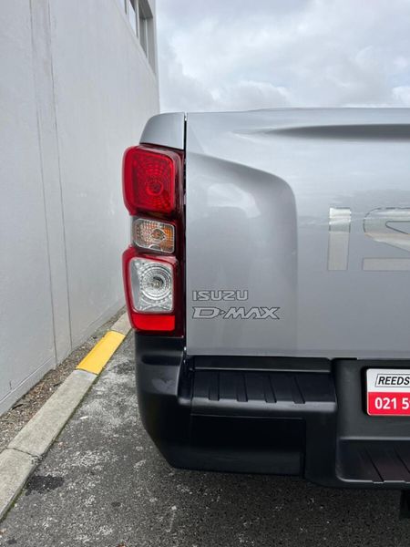 2026-Isuzu-D-Max-19-DDI-HR-L-Auto-Double-Cab_7