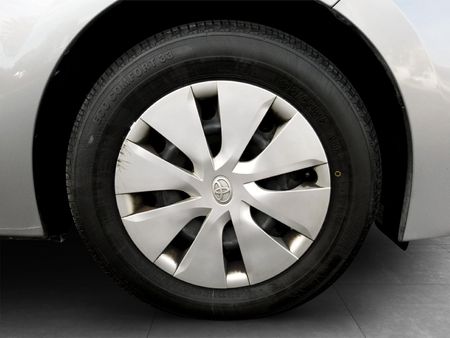 2024-Toyota-Corolla-Quest-18-Auto_7