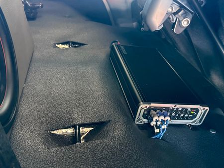 2021-Toyota-Land-Cruiser-79-40-Double-Cab_19