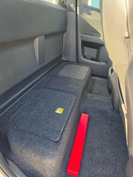 2026-Isuzu-D-Max-30-DDI-LSE-4x4-Auto-E-Cab_10