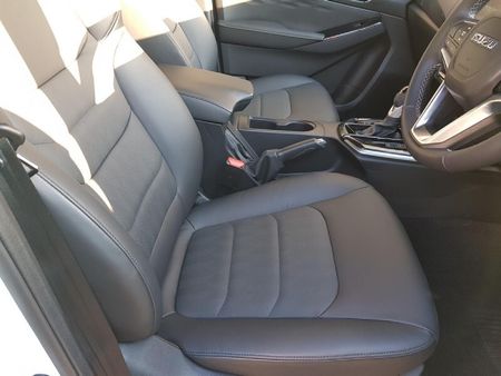2026-Isuzu-D-Max-30-DDI-LSE-4x4-Auto-Double-Cab_14