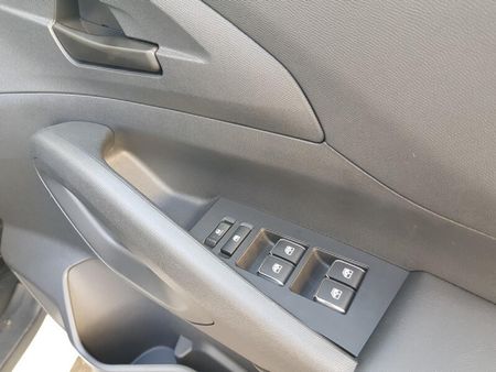2026-Peugeot-Landtrek-19D-Professional-Double-Cab_12