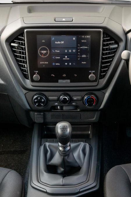 2026-Isuzu-D-Max-19-DDI-HR-L-Single-Cab_15