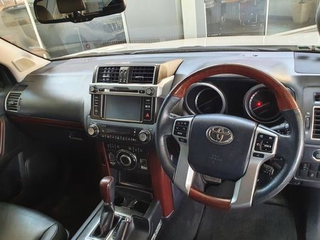 2017-Toyota-Land-Cruiser-Prado-30-TDI-VX-Auto_8