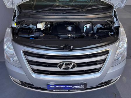 2016-Hyundai-H-1-25-CRDi-Elite-Auto_9