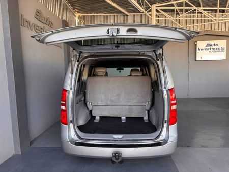 2016-Hyundai-H-1-25-CRDi-Elite-Auto_7