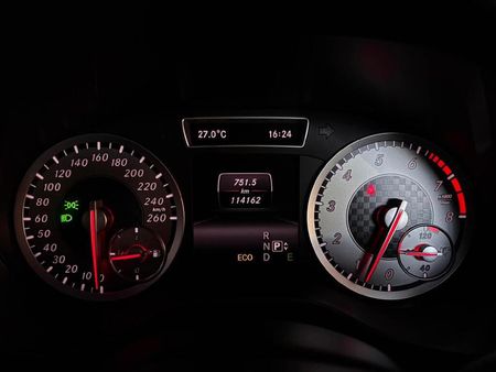 2014-Mercedes-Benz-A-Class-A-250-Sport-Auto_18
