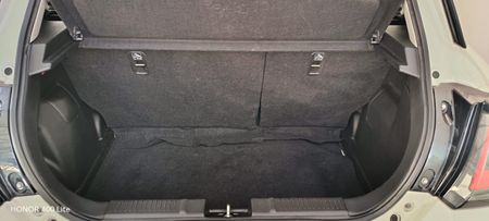 2025-Suzuki-Swift-12-GL-Auto_9