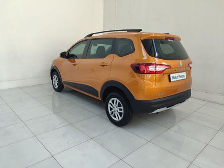 2022-Renault-Triber-10-Dynamique_2