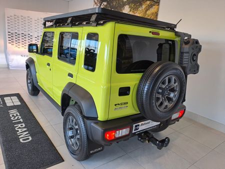2025-Suzuki-Jimny-15-GL_7