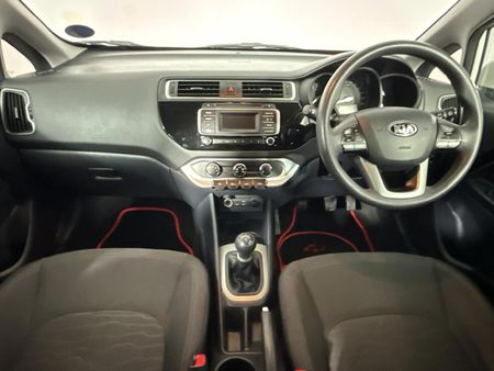 2015-Kia-Rio-12-5-dr_1
