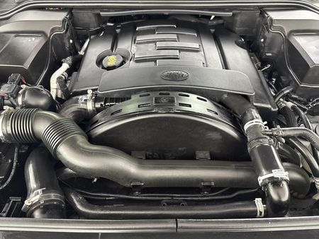 2012-Land-Rover-Discovery-4-30-TD-SD-V6-SE_13