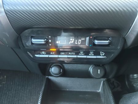 2026-Toyota-Starlet-Cross-15XS-Auto_12
