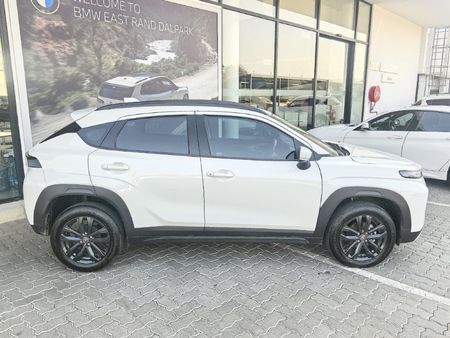 2026-Toyota-Starlet-Cross-15XS-Auto_3