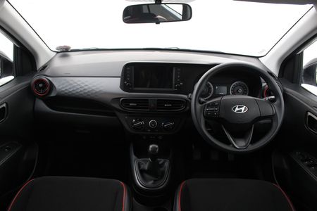 2024-Hyundai-Grand-i10-10-Motion_1