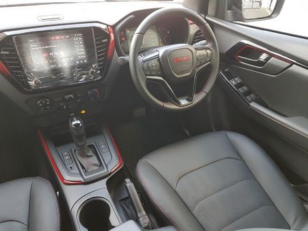 2026-Isuzu-D-Max-19-DDI-HR-X-Rider-Auto-Double-Cab_8