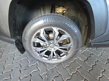 2023-Toyota-RAV4-20-GX-R-CVT-AWD_23