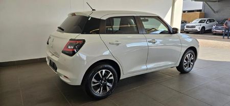 2026-Suzuki-Swift-12-GLX-Auto_3