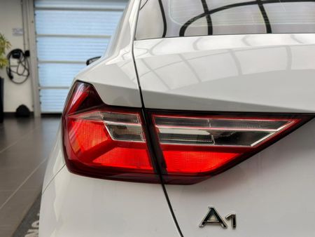2020-Audi-A1-Sportback-10-TFSI-Auto-30-TFSI_16