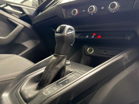 2020-Audi-A1-Sportback-10-TFSI-Auto-30-TFSI_6