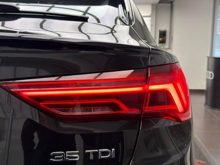 2025-Audi-Q3-Sportback-35TDI-Urban-Edition_13